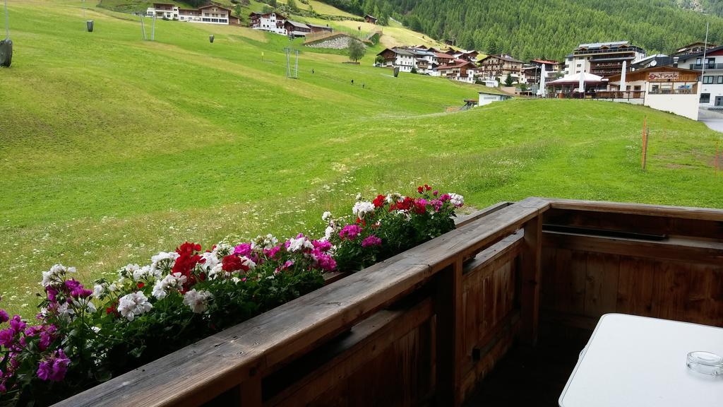 Almhof Apartment Solden Bagian luar foto